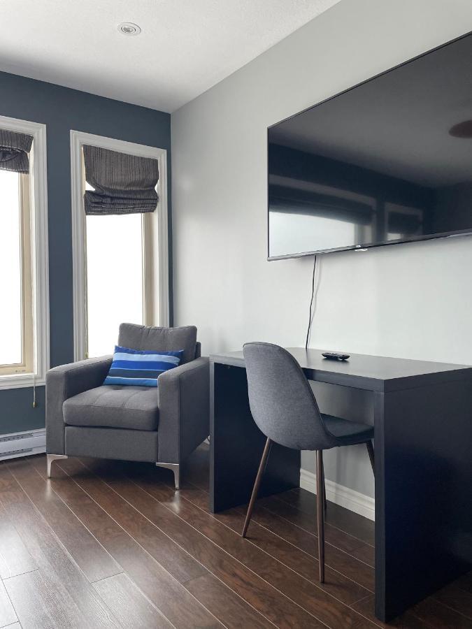 Coastal Lookout Suites Корнър Брук Екстериор снимка