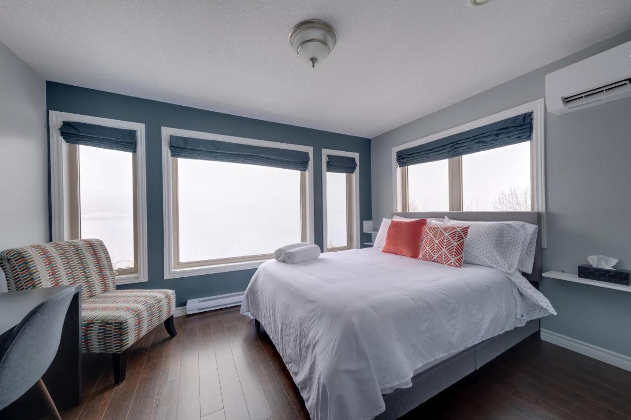 Coastal Lookout Suites Корнър Брук Екстериор снимка