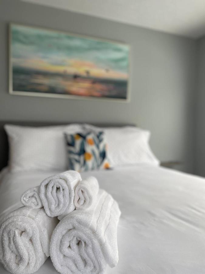 Coastal Lookout Suites Корнър Брук Екстериор снимка