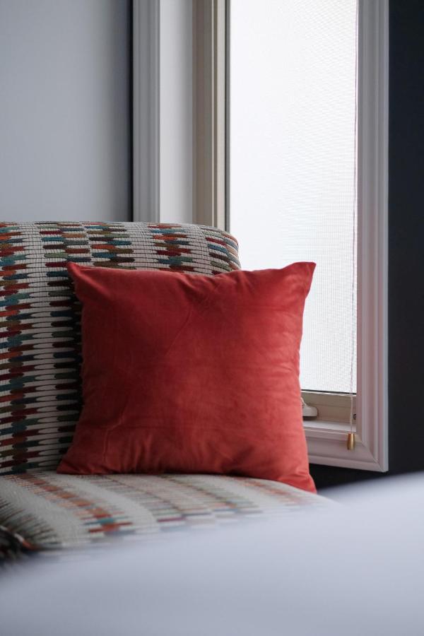 Coastal Lookout Suites Корнър Брук Екстериор снимка