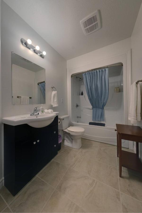 Coastal Lookout Suites Корнър Брук Екстериор снимка