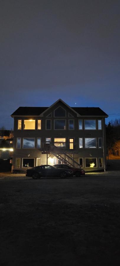 Coastal Lookout Suites Корнър Брук Екстериор снимка